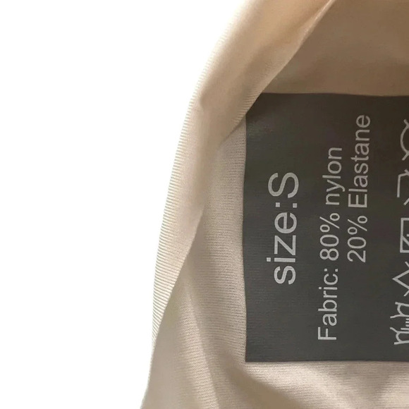 New Flesh Tone Wireless‎ Smooth Back Bra S - Picture 2 of 4